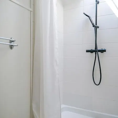 Apartment Superbe Decoration Atypique Et Coloree - 5 Personnes