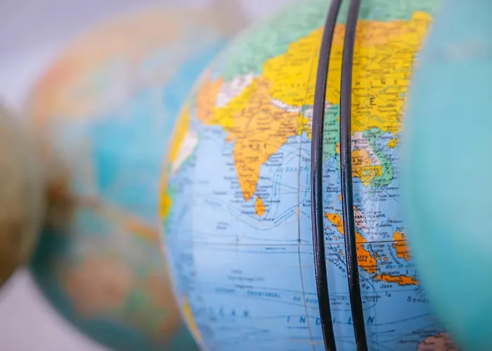 Superbe Decoration Atypique Et Coloree - 5 Personnes *